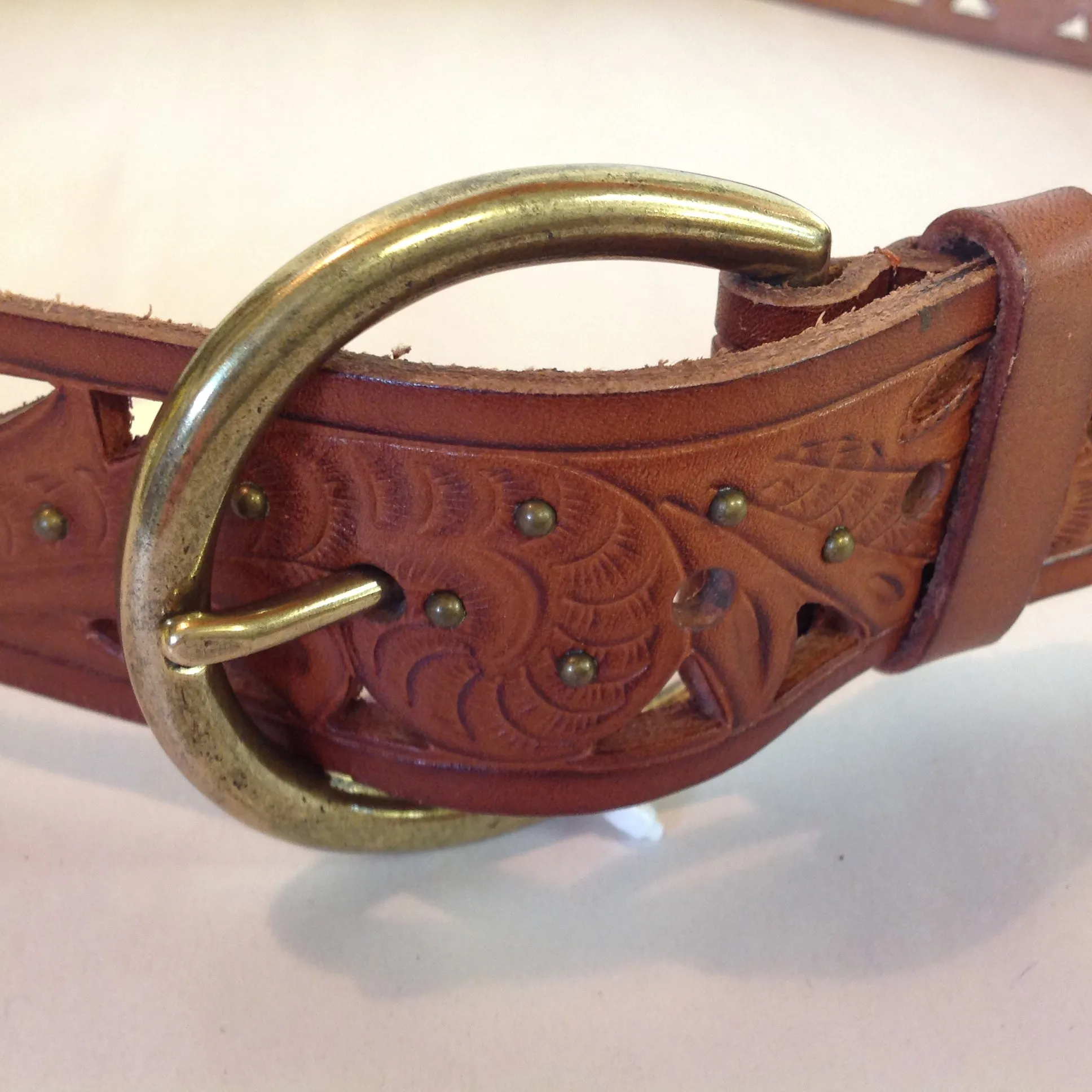 Coldwater Creek Women's XL Tan Belt Studded Laser Cut Spiral Wing Motif with Tags 19