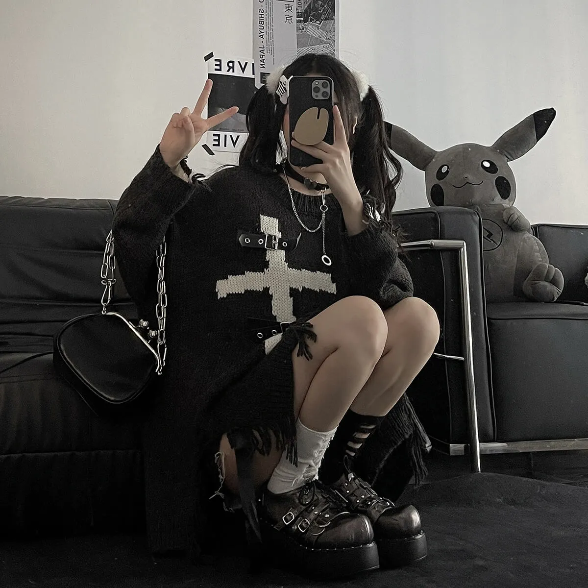 Cross Buckle Ripped Oversize Sweater Pullover