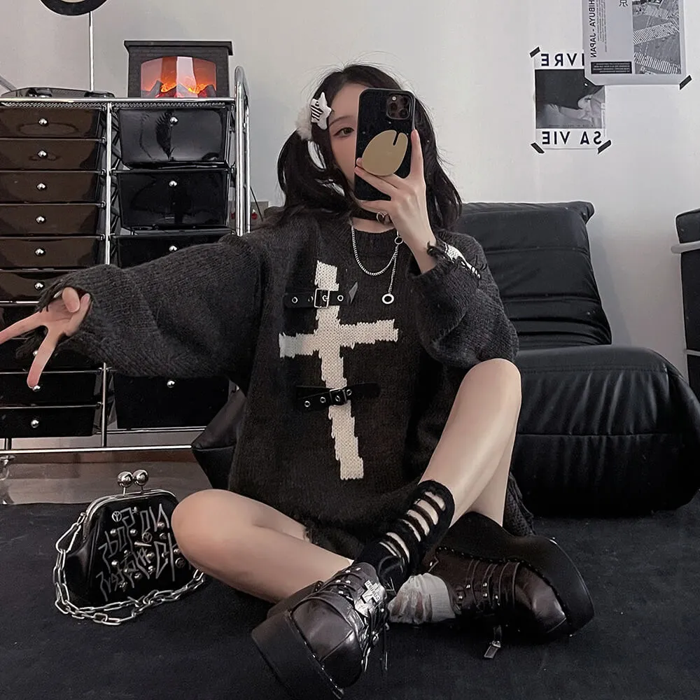 Cross Buckle Ripped Oversize Sweater Pullover