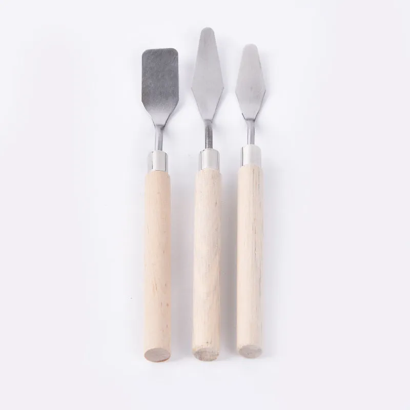 Gouache oil paint scraper