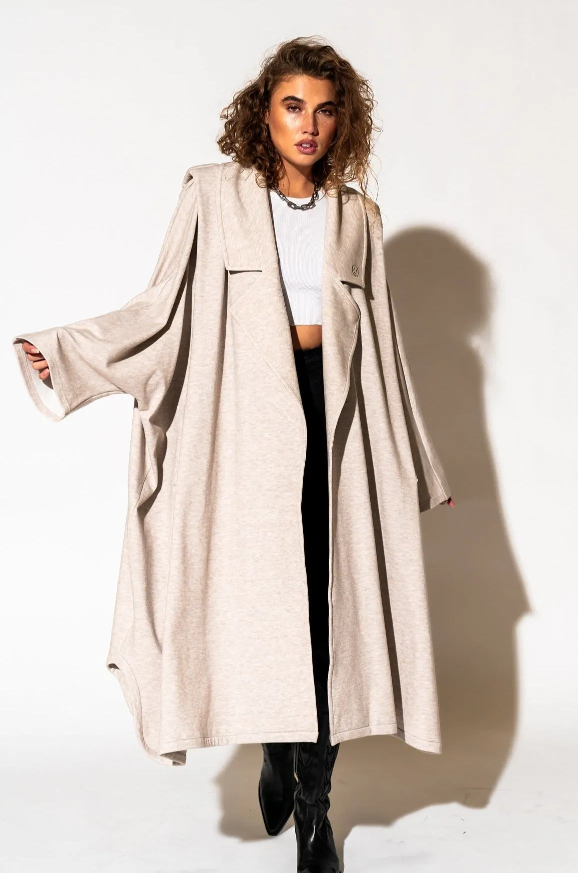 Icon Status Drape Cape in Oatmeal
