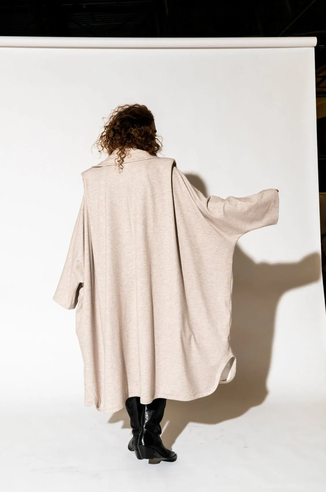 Icon Status Drape Cape in Oatmeal