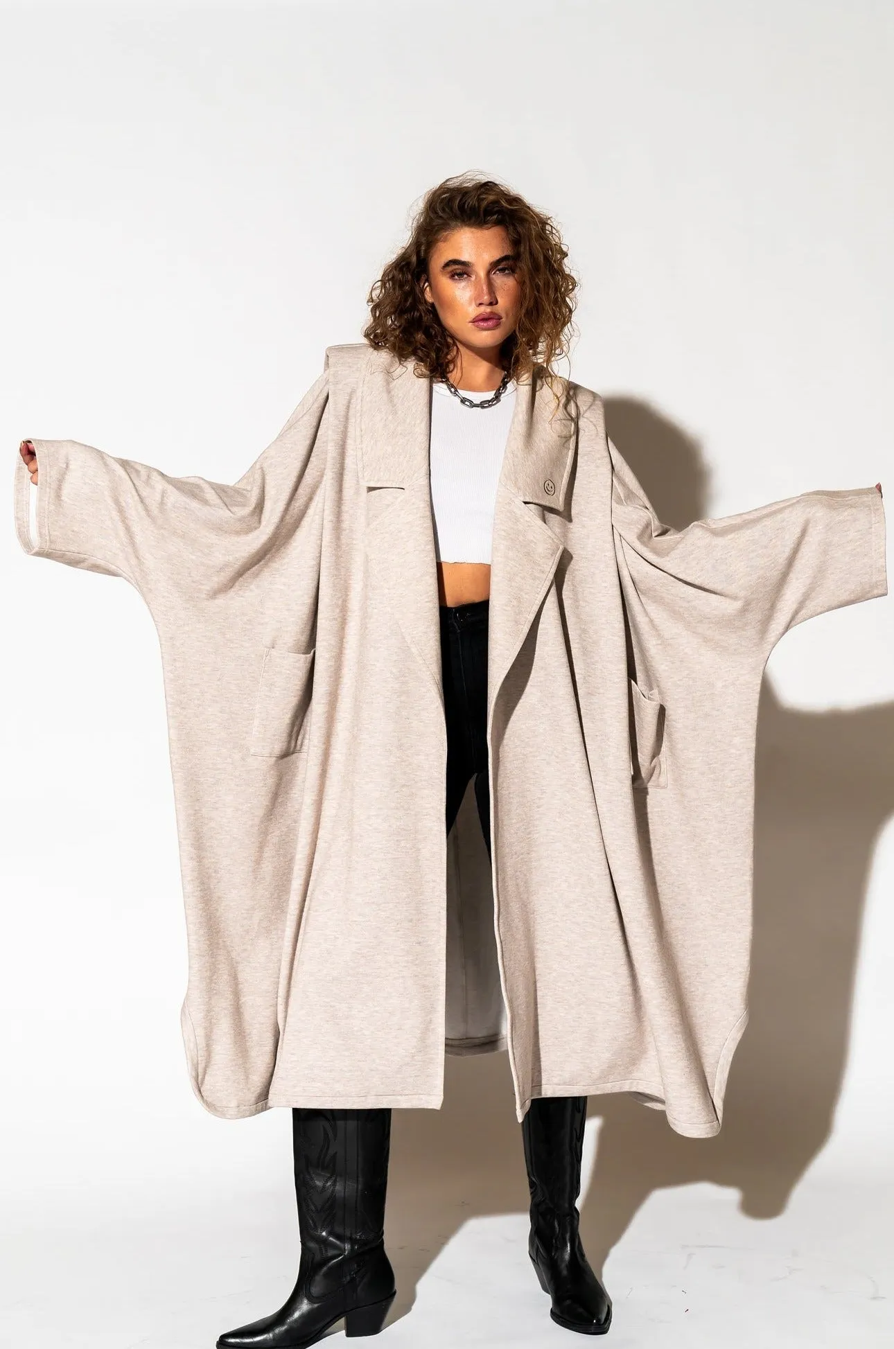 Icon Status Drape Cape in Oatmeal