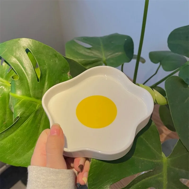 Kawaii Irregular Ceramics Egg Plate