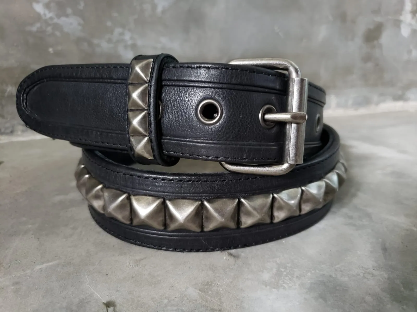 Pyramid Studded Leather Punk Belt