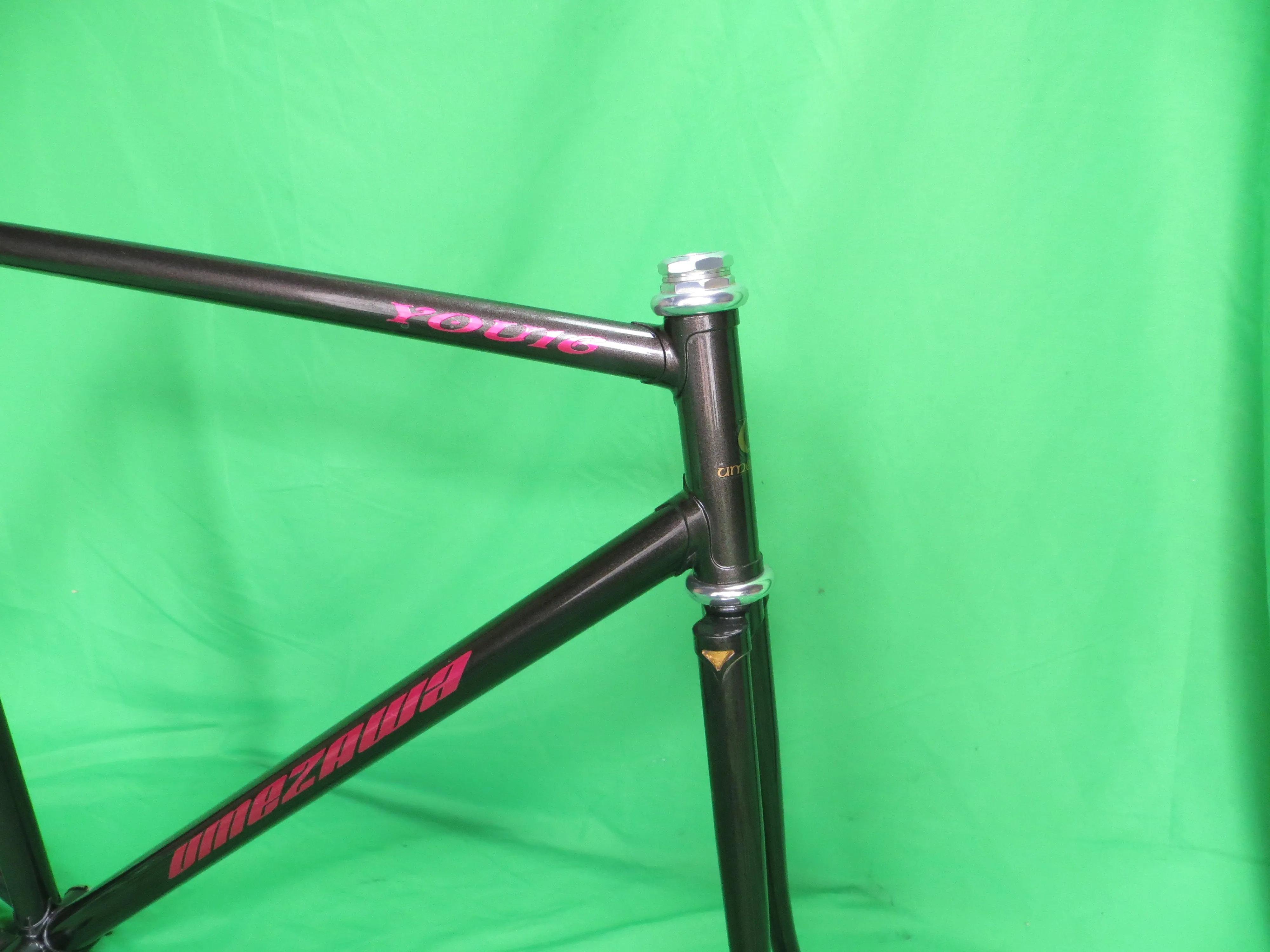 UMEZAWA // Gun Metal // 53.5cm